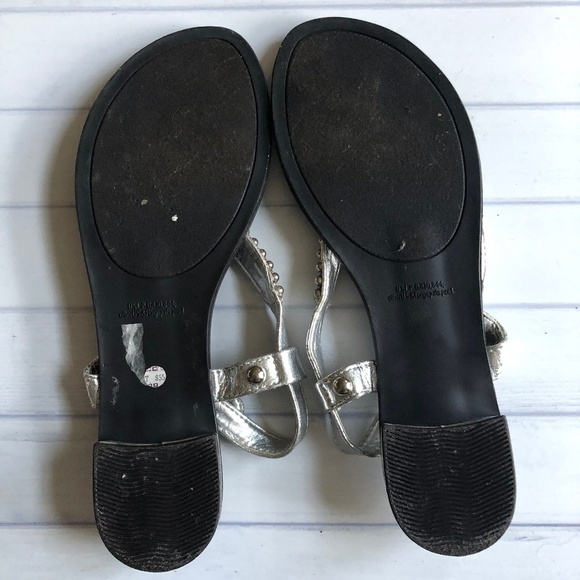 Steve Madden Silver Studded Thong Sandals 8 - Picture 5 of 5